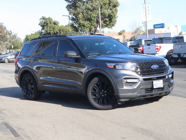 2020 Ford Explorer