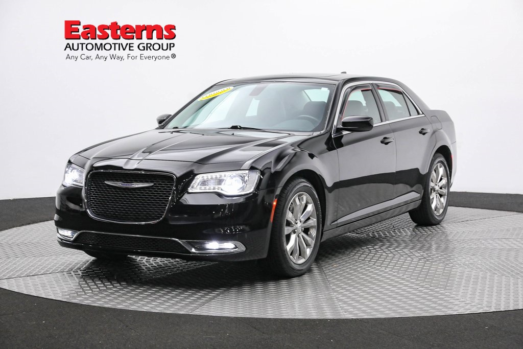 2017 Chrysler 300