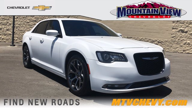 2016 Chrysler 300