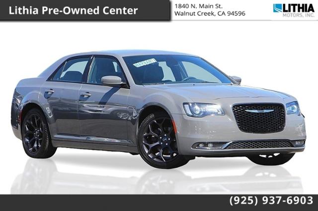 2019 Chrysler 300