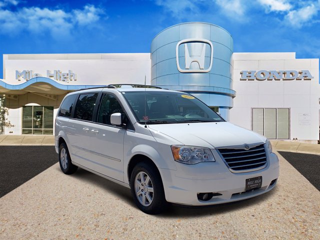 2010 Chrysler Town & Country