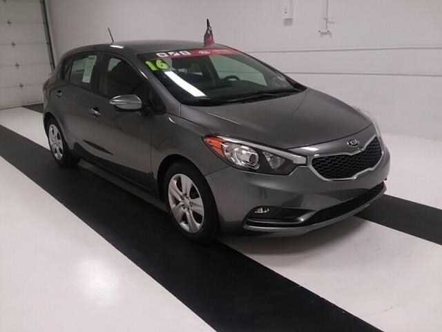 2016 Kia Forte 5-Door