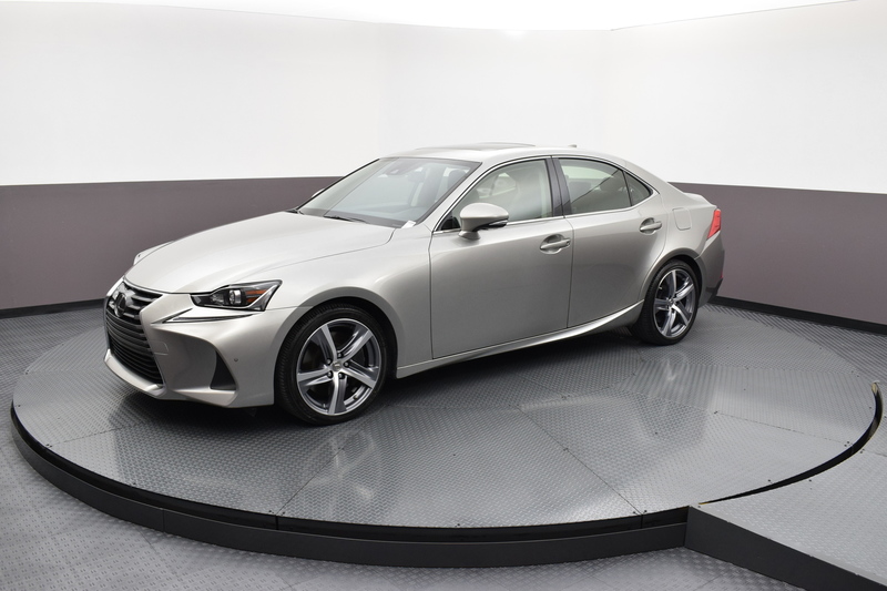 2017 Lexus IS