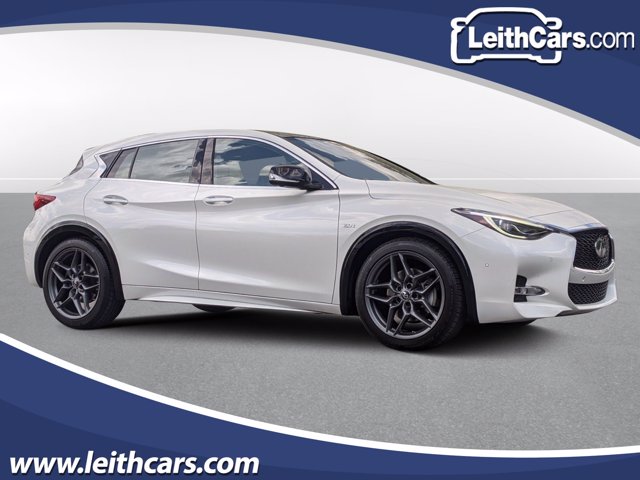 2017 INFINITI QX30