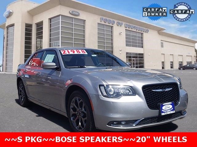 2018 Chrysler 300