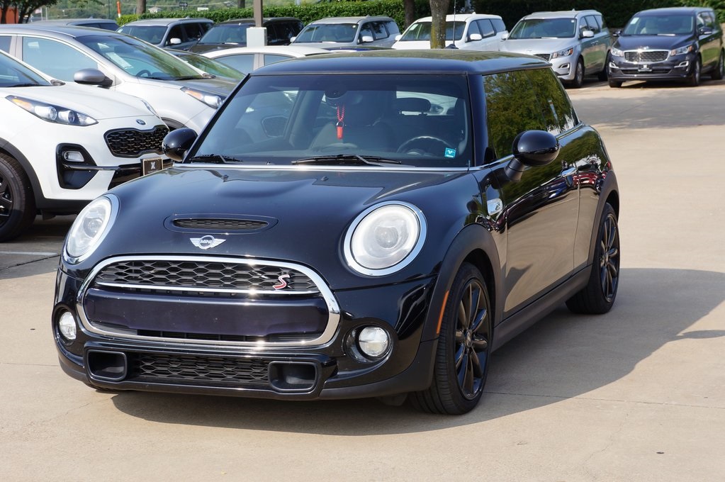 2016 MINI Cooper Hardtop