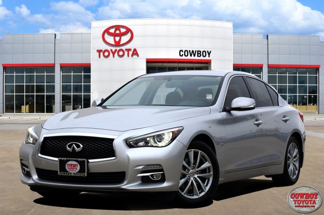 2017 INFINITI Q50