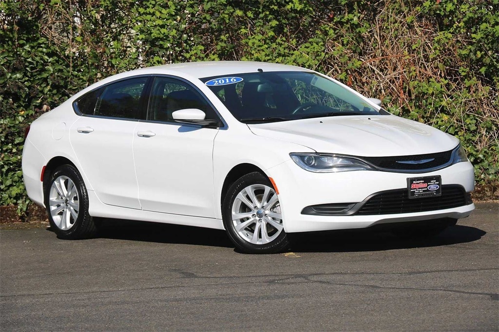 2016 Chrysler 200