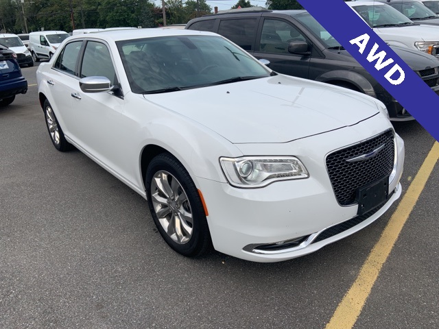 2019 Chrysler 300