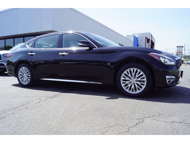 2016 INFINITI Q70L