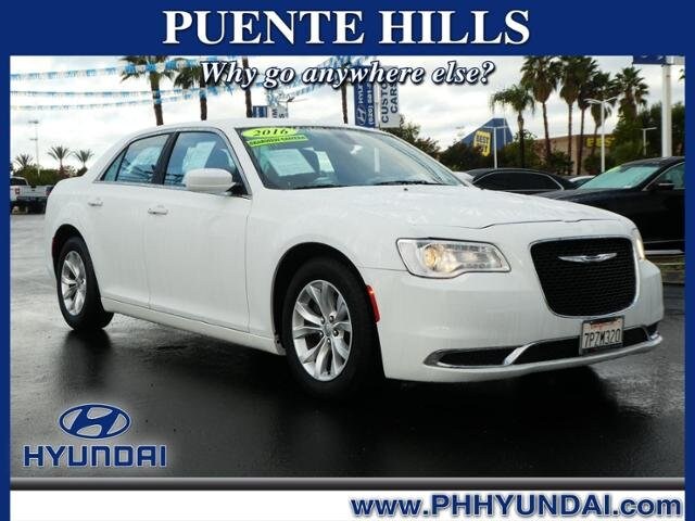 2016 Chrysler 300