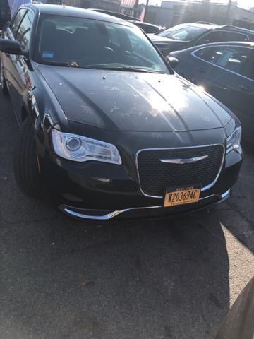 2018 Chrysler 300