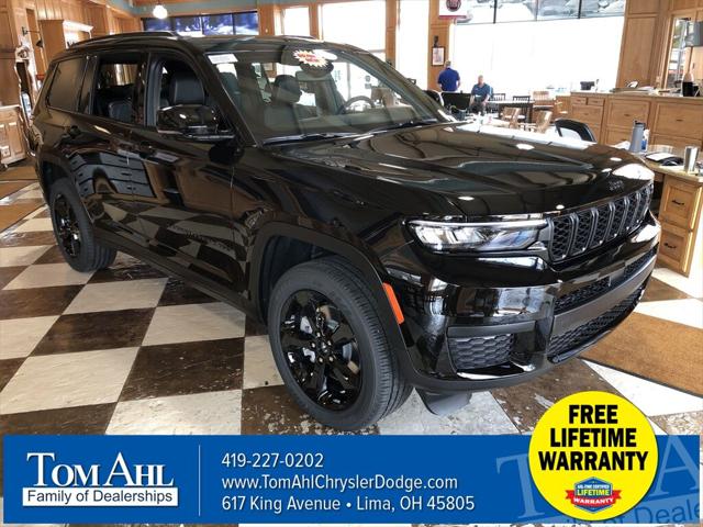 2023 Jeep Grand Cherokee Laredo for sale in Lima, OH