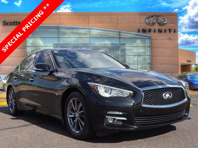 2017 INFINITI Q50