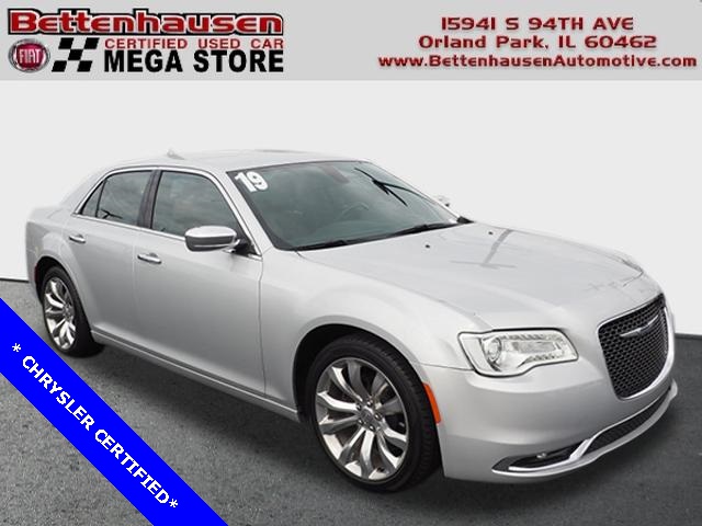 2019 Chrysler 300