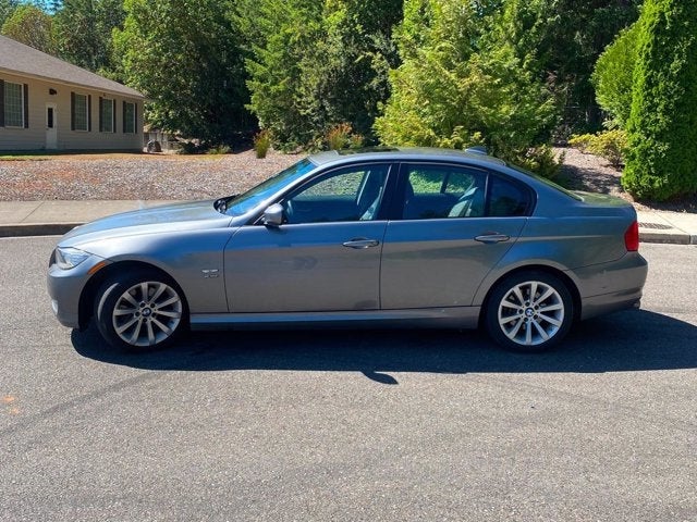 2011 BMW 3 Series
