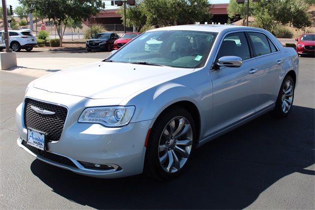 2019 Chrysler 300