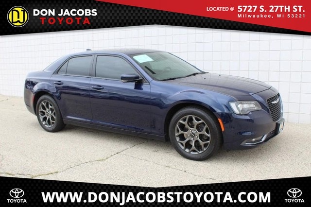 2016 Chrysler 300