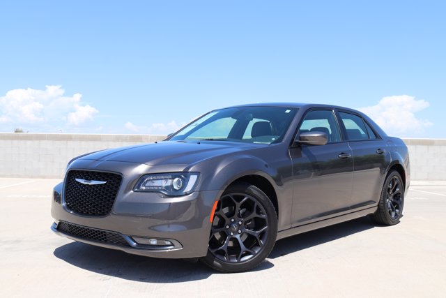 2019 Chrysler 300