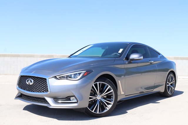 2017 INFINITI Q60
