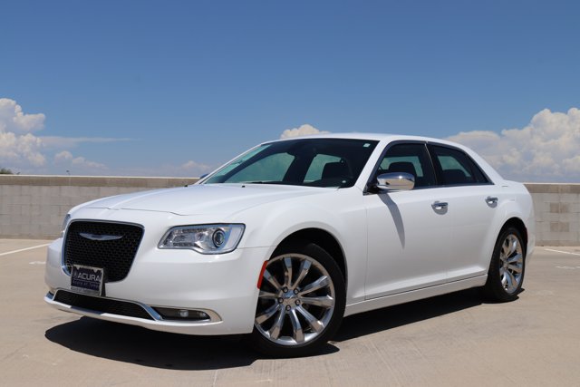 2019 Chrysler 300