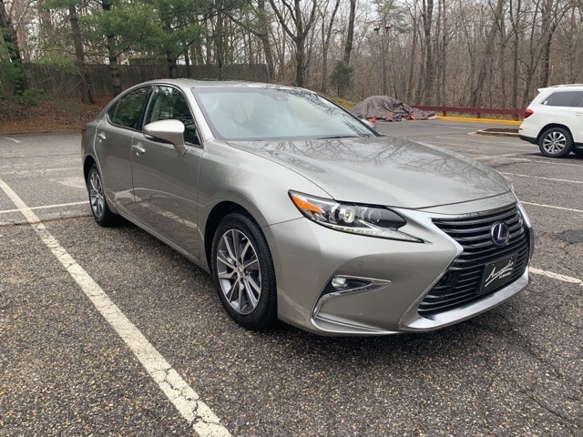 2018 Lexus ES