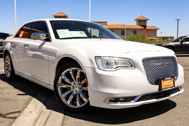 2019 Chrysler 300