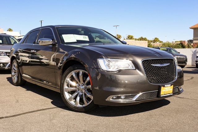 2019 Chrysler 300