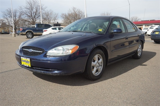 2002 Ford Taurus