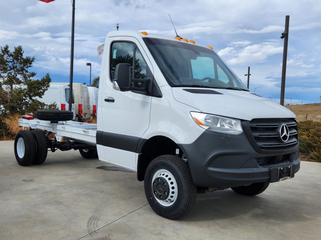 2023 Mercedes-Benz Sprinter Cab Chassis