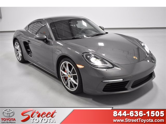 2017 Porsche 718 Cayman