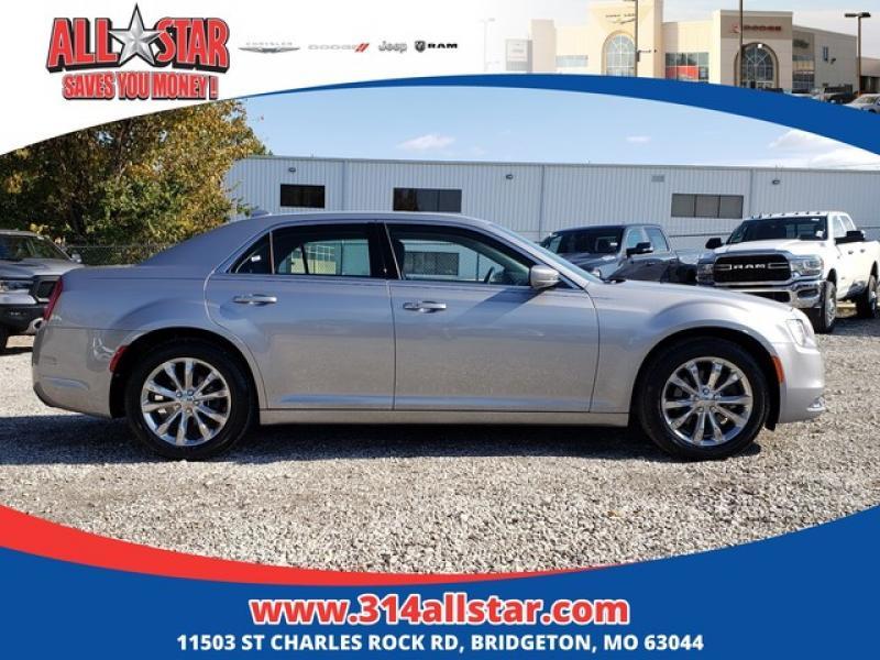 2018 Chrysler 300