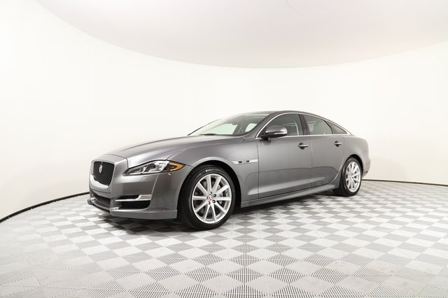 2019 Jaguar XJ
