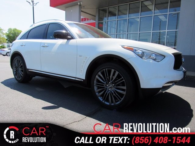 2017 INFINITI QX70