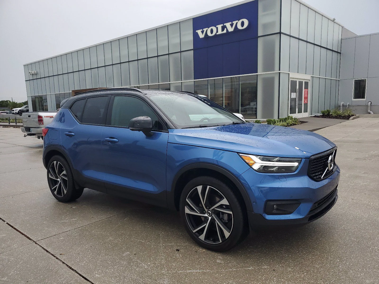 New And Used Blue Volvo Xc40 Suvs For Sale Getauto Com