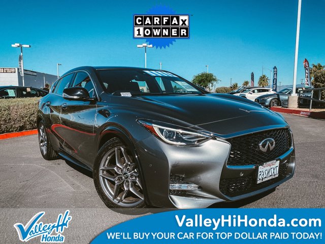 2017 INFINITI QX30