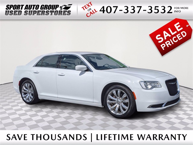 2017 Chrysler 300