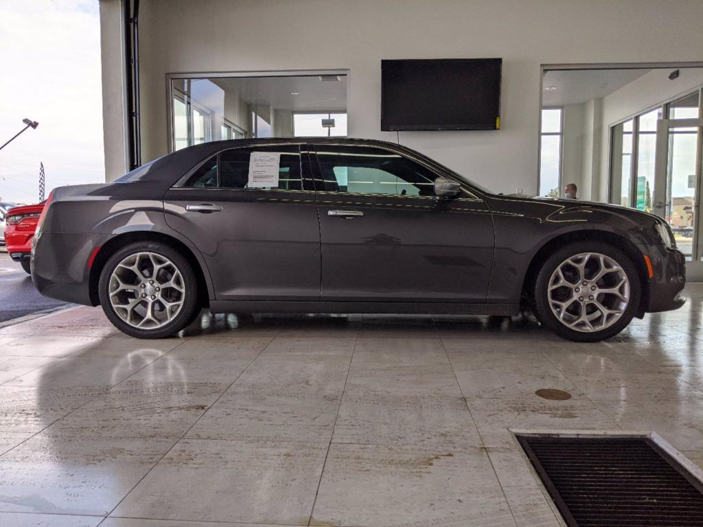 2016 Chrysler 300