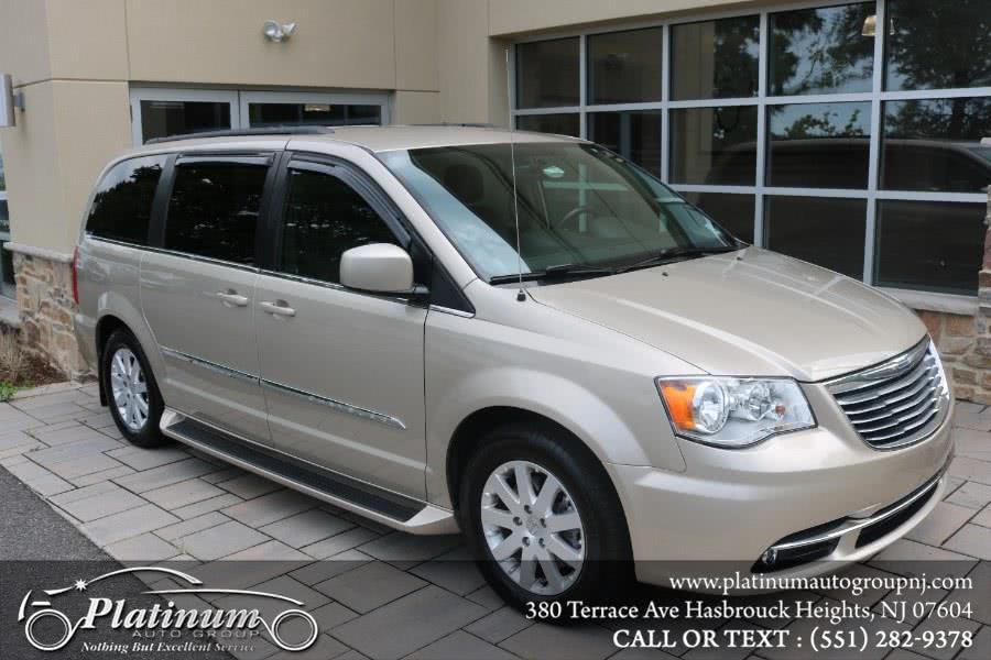 2016 Chrysler Town & Country
